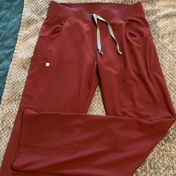 Figs Pants & Jumpsuits Figs Kade Cargo Scrub Pants Poshmark